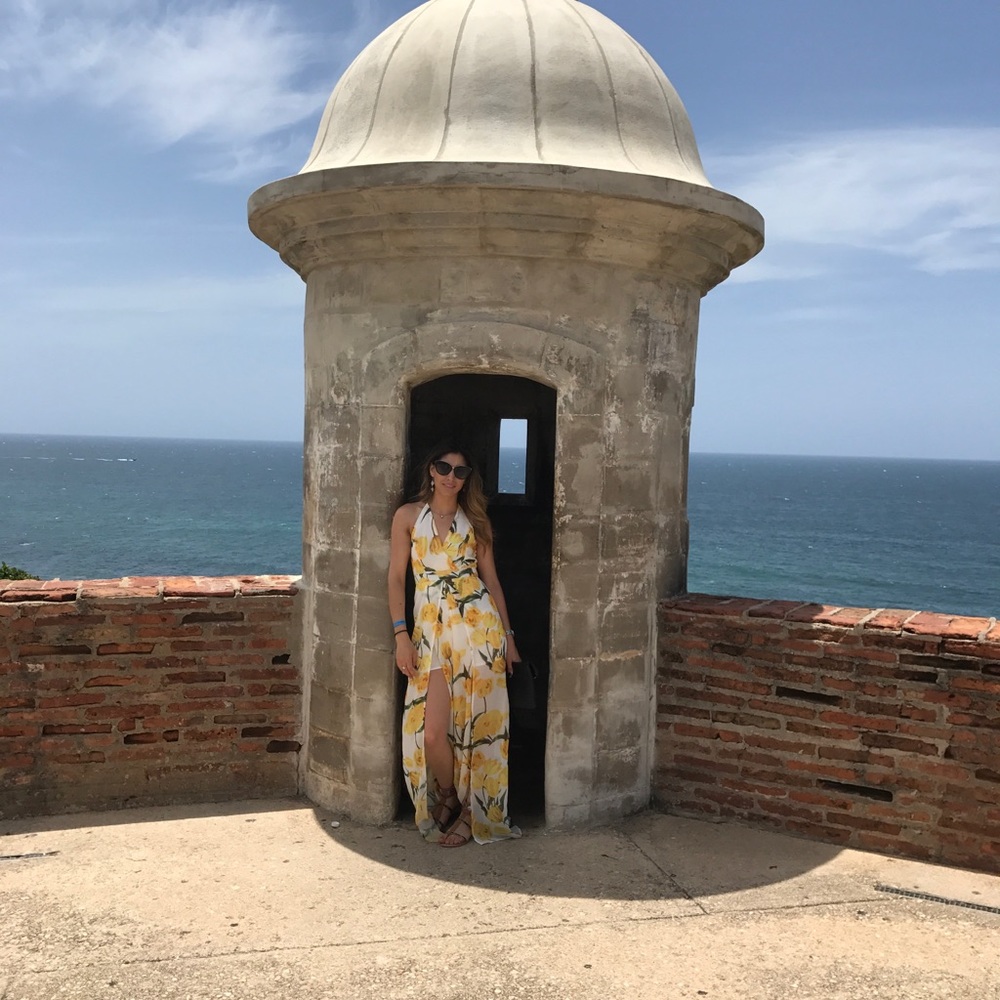 Romper Only Used Once It’s In Great Conditions - image 1